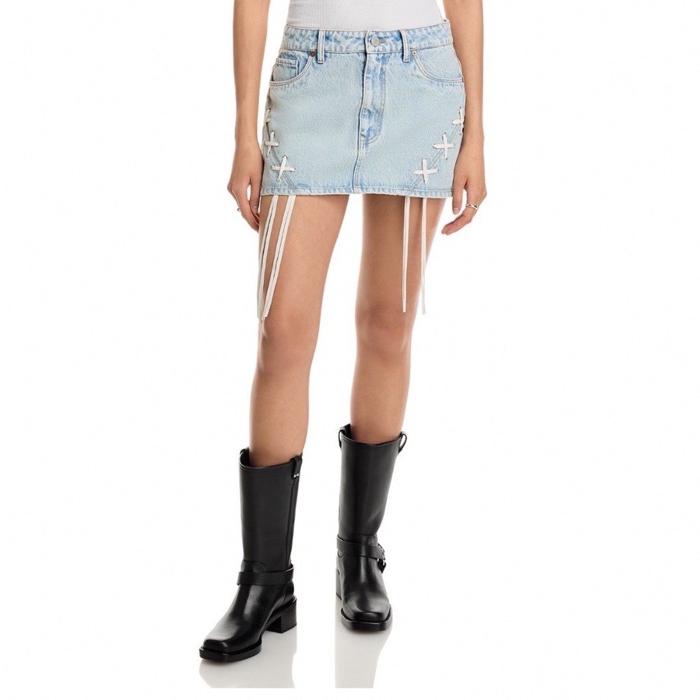 BLANKNYC Tie Breaker Denim Mini Skirt Light Wash Lace Up 61TJ0278BL Size 24 NEW